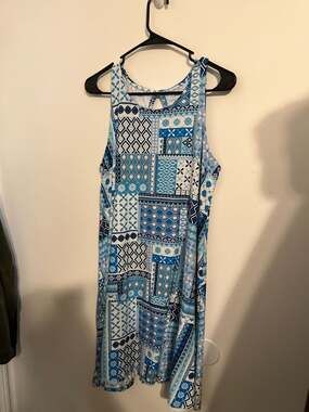 Bobbie Brooks Blue Mixed Geometric Patchwork Print Sleeveless Knee Length Sundre